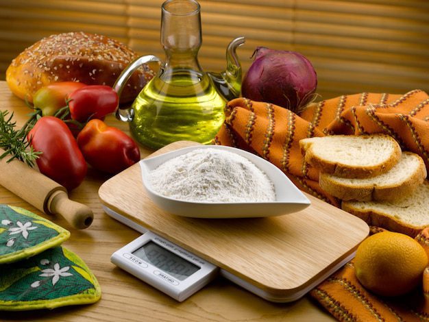 اكتشفوا السعرات الحرارية والقيم الغذائية لل مطحون أو دقيق الشعير