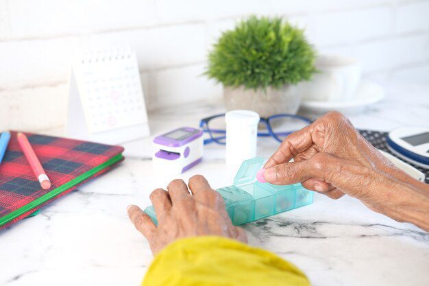 المر لعلاج جروح مرضى السكر