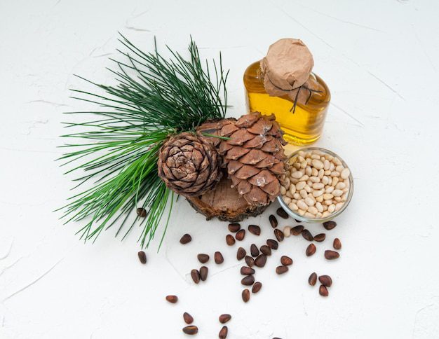 فوائد الصنوبر الصحية وقيمه الغذائية