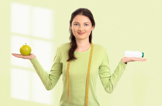 فوائد المر للتنحيف: تعرف على أهمها